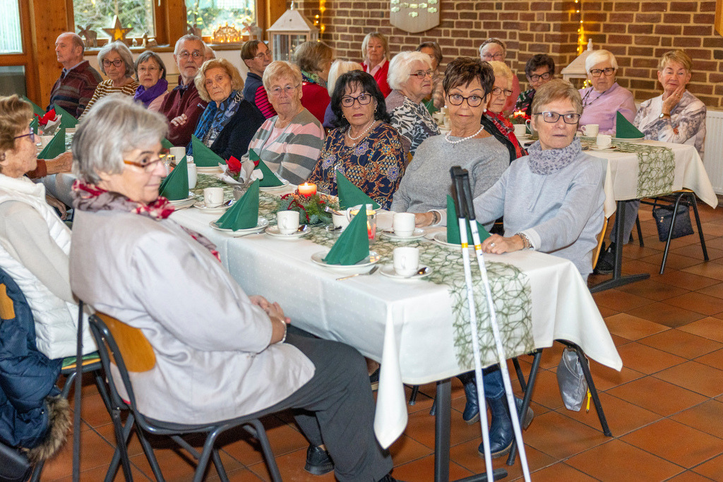 top-top.de 241127-001 | Foto, Video, Fotografie, Videografie, Fotobox, DJ, Discjockey, Musik, Musikbox, Veranstaltung, Photobooth, Amazon, Ebay, Buchtipp, Bestseller, Autor, Verlag, Buch, Wesel, Hamminkeln, NRW, Dinslaken, Rees, Drohne, Hochzeit, Party, Fotobox, Wesel, Fotograf