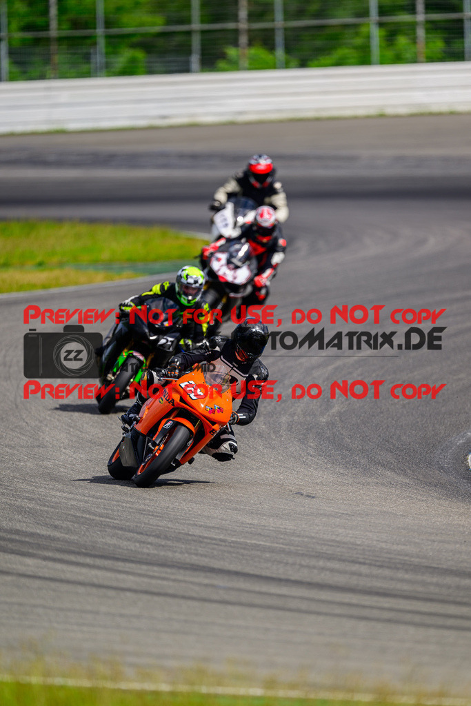 MaZZes_FotoMatrix_240615_6007705_7522 | ROT