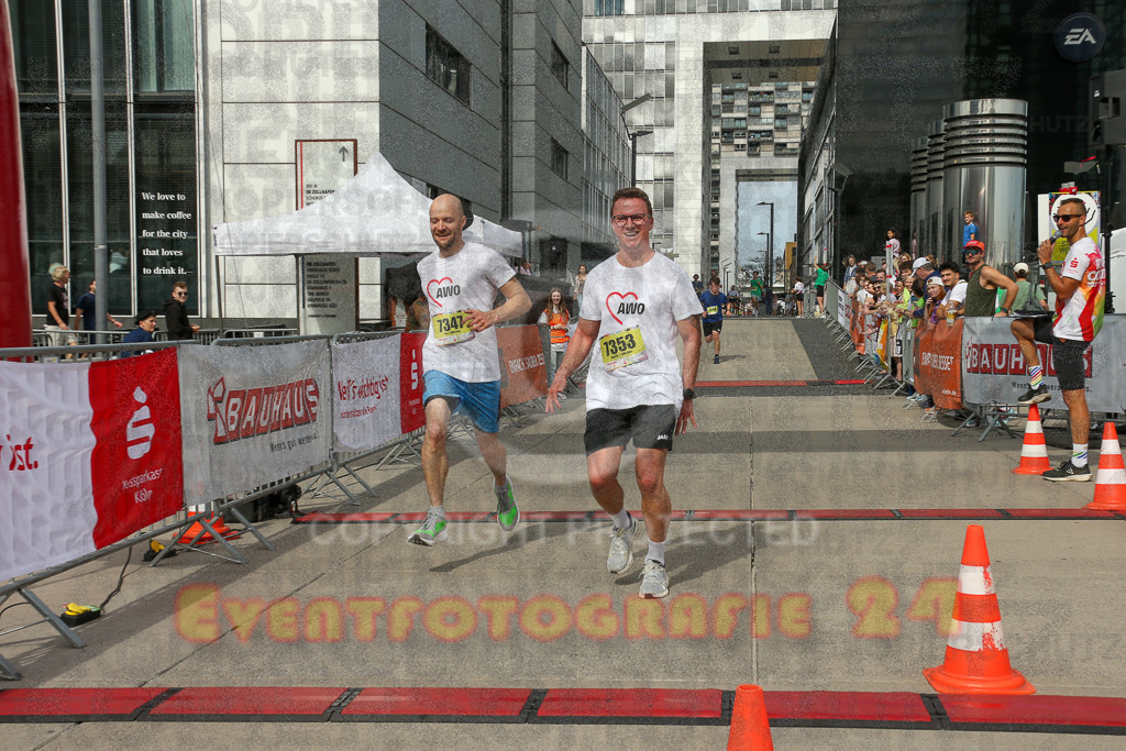 250920_1327_EX1_4722 | Sportfotografie im Rhein-Sieg Kreis, Köln, Bonn, NRW, Rheinland Pfalz, Hessen, etc. Unser Tätigkeitsfeld umfasst den Laufsport vom Volkslauf über den Marathon, Duathlon, Triathon bis zum Ultralauf wie Kölnpfad Ultra oder Schindertrail.