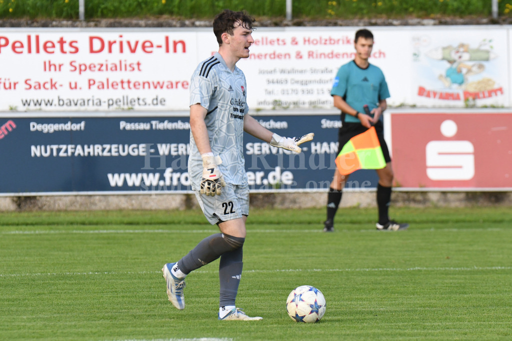  TSV Seebach : ASV Burglengenfeld | Enrico Birkner (TSV Seebach #22) Neuzugang SV Schalding/Heining U19 - Realisiert mit Pictrs.com