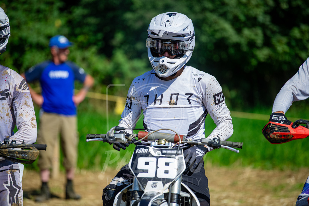 MXO (180) | Paeschuphoto Shop - Wer nicht sucht der auch nicht findet.Ob Motocrossbilder oder von einem besuchtem Spiel, Hauptsache Action. - Realisiert mit Pictrs.com