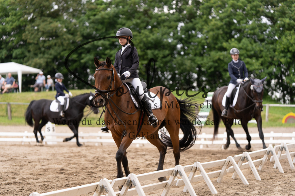A7505954 | Turnier/Reitfotograf