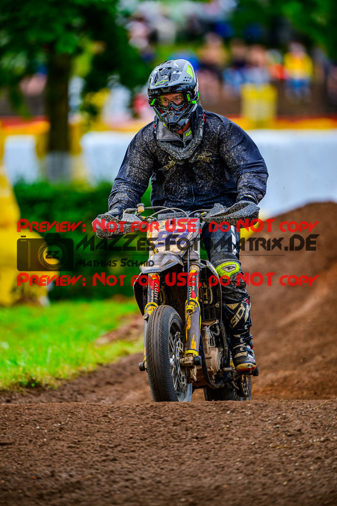 MaZZes_FotoMatrix_240818_6007705_7123 | S3