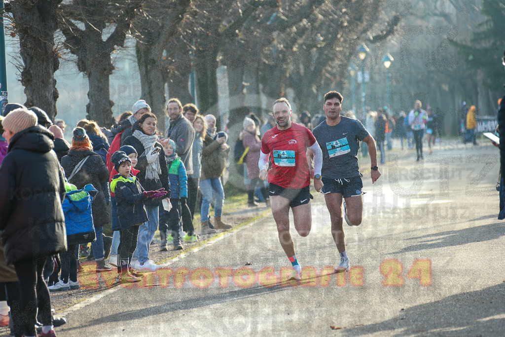 241231_1152_EX1_2769 | Sportfotografie im Rhein-Sieg Kreis, Köln, Bonn, NRW, Rheinland Pfalz, Hessen, etc. Unser Tätigkeitsfeld umfasst den Laufsport vom Volkslauf über den Marathon, Duathlon, Triathon bis zum Ultralauf wie Kölnpfad Ultra oder Schindertrail.