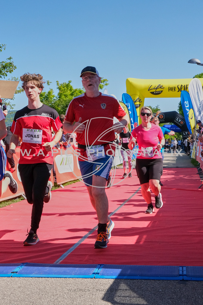 ..... | LINZ,AUSTRIA,27.April 24, Int. 3 Brückenlauf Linz  , Image shows: Photo: WAPICS / Michael ring