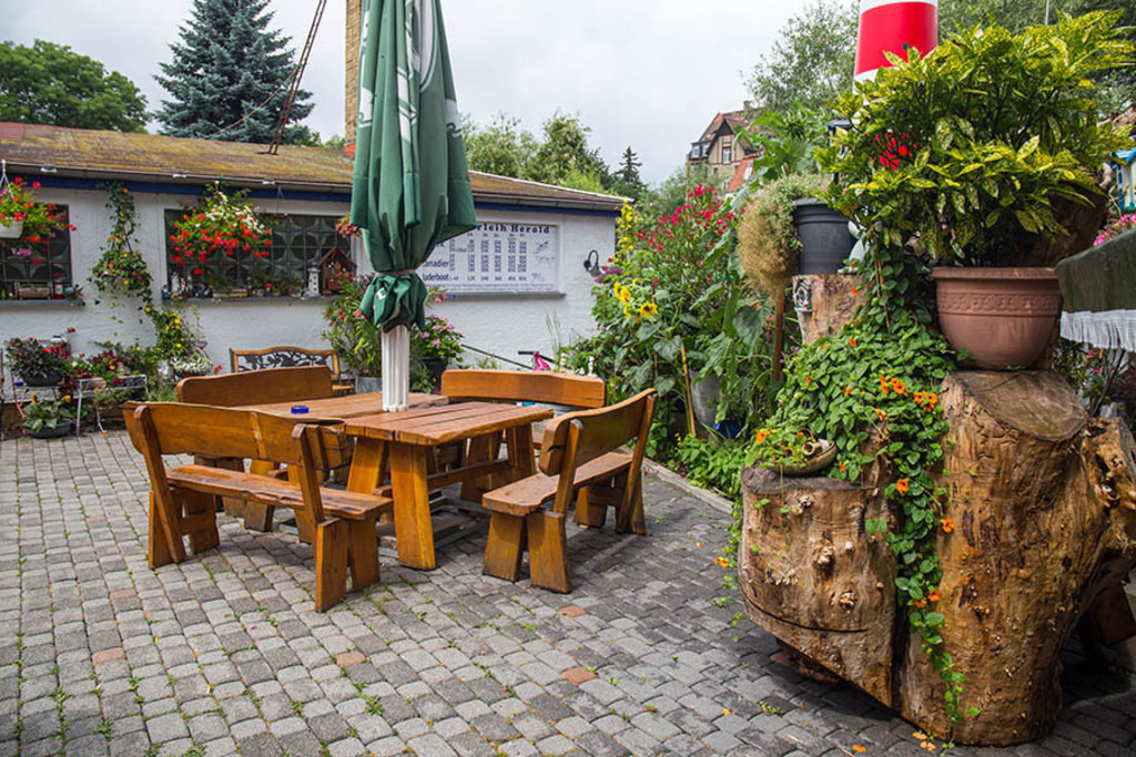 Bootsverleih Herold und Bootshop Herold | Entdecke über 20 Kategorien Leipzig-Motive: Foto-Downloads, hochwertige Poster, Leinwand- & Fine-Art-Prints. Jetzt Lieblingsfoto im Bildlexikon Leipzig Shop bestellen!