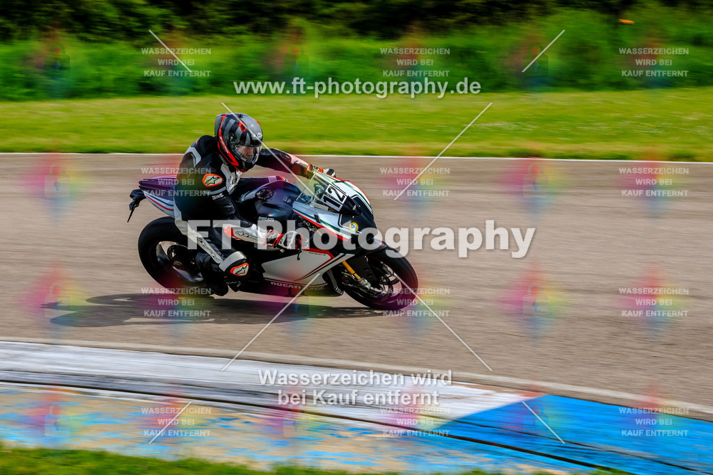 MotoTeam-9271 | Hier findet Ihr Bilder von Touristenfahrten auf der Nürburgring Nordschleife oder von anderen Veranstaltungen die ich besucht habe. Viel Spass beim Durch Schauen 
