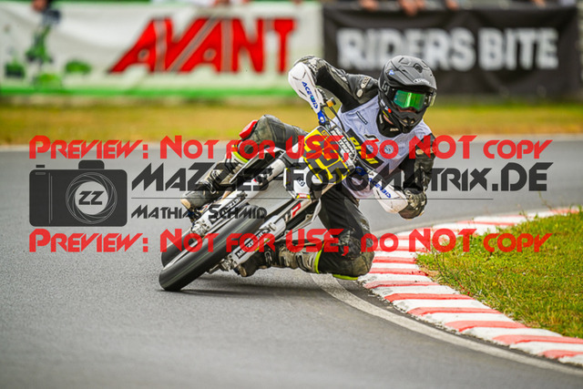 MaZZes_FotoMatrix_230702_0128 | S1