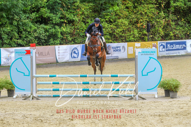 DKP40235 | Turniersportfotografie; Pferdefotografie; Dressurfotografie