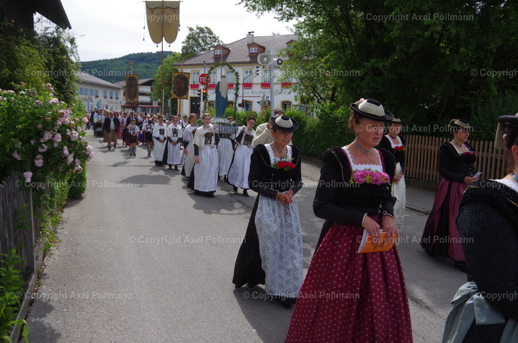 IMGP5500 | fotografiert von Axel PollmannLeonhardi Wallfahrt Benediktbeuern und Murnau, Fronleichnam, Fasching, Landschaft im Loisachtal und Benediktbeuern  - Realisiert mit Pictrs.com