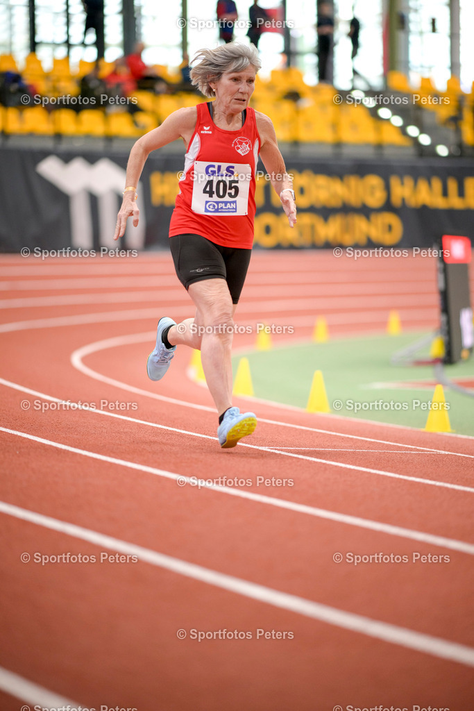 Deutsche Hallenmeisterschaften Masters - Samstag_69 | Deutsche Meisterschaften Halle Masters am 02.03.2024 in Dortmund 

Foto: Kai Peters - Realisiert mit Pictrs.com