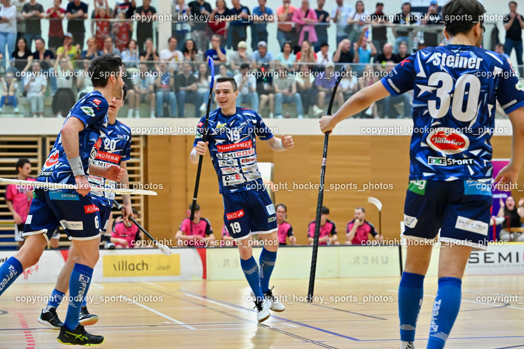 VSV Unihockey vs. Wiener Floorballferein 6.4.2024 | #6 Timo Schmid VSV Unihockey, #19 Philipp Seiser VSV Unihockey, #30 Christoph Steiner VSV Unihockey, VSV Unihockey vs. Wiener Floorballferein 6.4.2024, VSV Unihockey vs. Wiener Floorballferein  am 06.04.2024 in Villach (Ballspielhalle St. Martin), Austria, (Photo by Bernd Stefan)