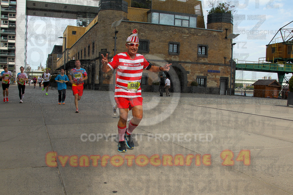250920_1328_EV4_5680 | Sportfotografie im Rhein-Sieg Kreis, Köln, Bonn, NRW, Rheinland Pfalz, Hessen, etc. Unser Tätigkeitsfeld umfasst den Laufsport vom Volkslauf über den Marathon, Duathlon, Triathon bis zum Ultralauf wie Kölnpfad Ultra oder Schindertrail.