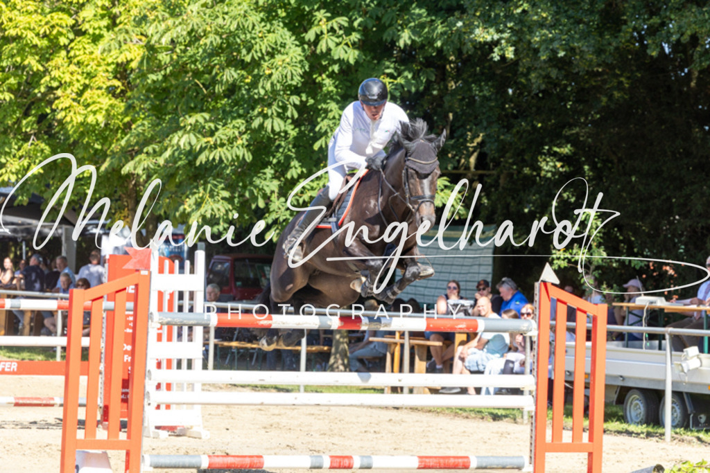 7I8A3325 | melanie-engelhardt-photography - Realisiert mit Pictrs.com