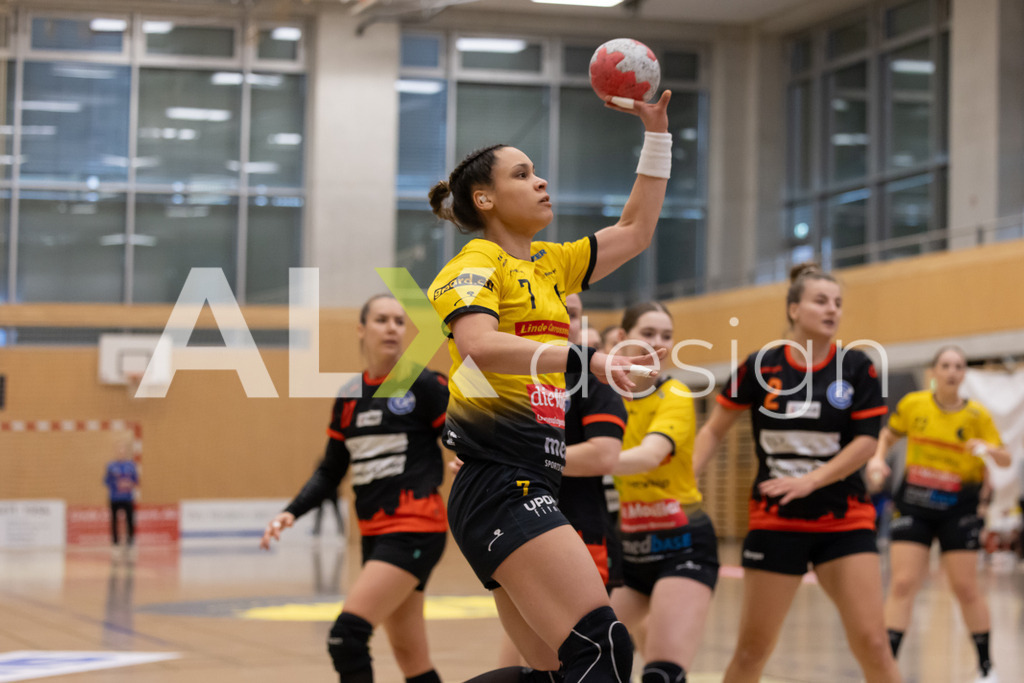 Handball I Frauen I Saison 2025-2026 I Handball Swiss Premium League 1 | Women I Round 5 I  Yellow Winterthur - GC Amicitia Zürich I 15.03.2026 | 7 Stephania Oliveira De Almeida (ES) (Yellow Winterthur) – Rückraum rechts - Realisiert mit Pictrs.com