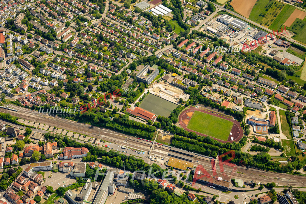 Das Luftbild zeigt Stadion Backnang - Die Luftaufnahme wurde 2023 vom UL-Flugzeug aus erstellt ( keine Drohne ) - Hochauflösende Luftaufnahme - Für grossformatige Ausdrucke geeignet. Die Geschenkidee !Mit Lizenz und Bildrechte bestellbar