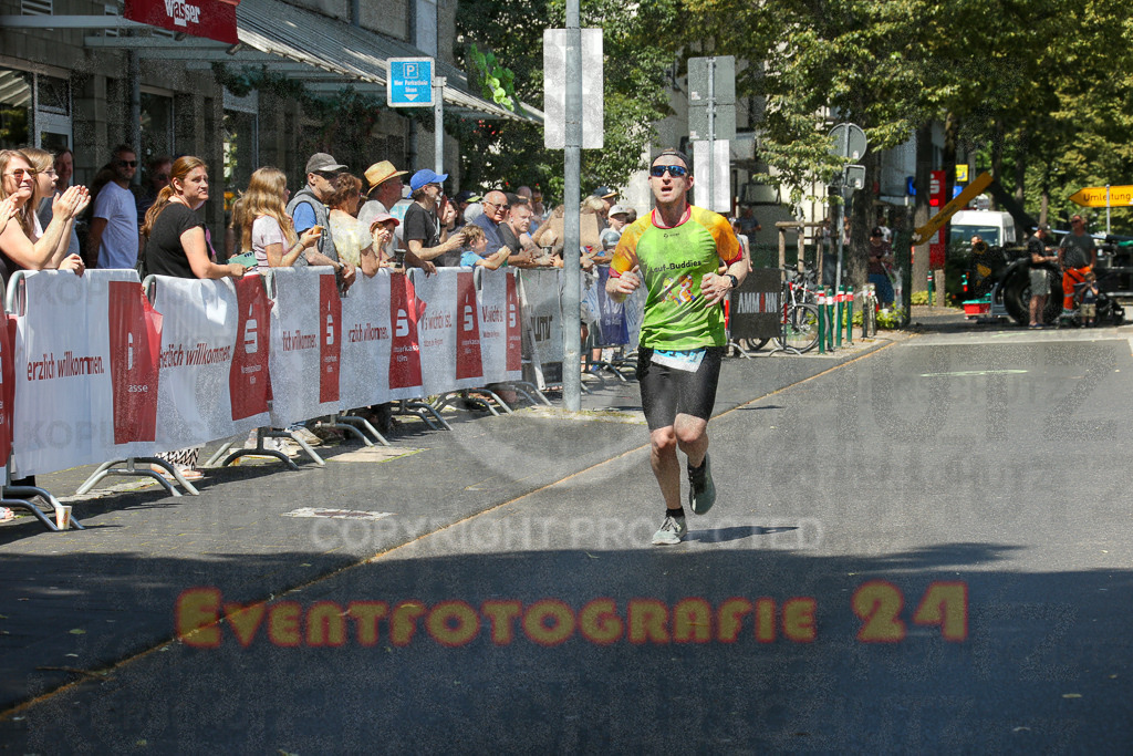 250621_1139_EX1_3746 | Sportfotografie im Rhein-Sieg Kreis, Köln, Bonn, NRW, Rheinland Pfalz, Hessen, etc. Unser Tätigkeitsfeld umfasst den Laufsport vom Volkslauf über den Marathon, Duathlon, Triathon bis zum Ultralauf wie Kölnpfad Ultra oder Schindertrail.