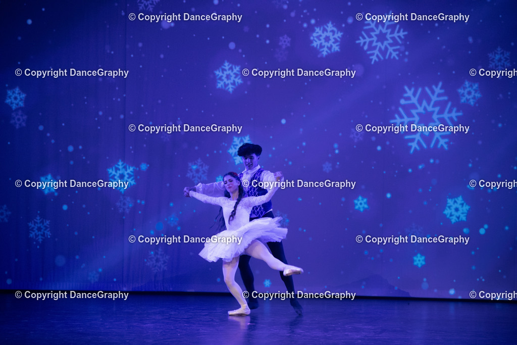 GPHY2438 | DanceGraphy - Realisiert mit Pictrs.com