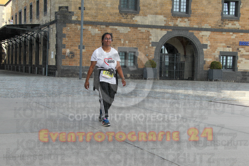 250920_1353_EV4_6861 | Sportfotografie im Rhein-Sieg Kreis, Köln, Bonn, NRW, Rheinland Pfalz, Hessen, etc. Unser Tätigkeitsfeld umfasst den Laufsport vom Volkslauf über den Marathon, Duathlon, Triathon bis zum Ultralauf wie Kölnpfad Ultra oder Schindertrail.