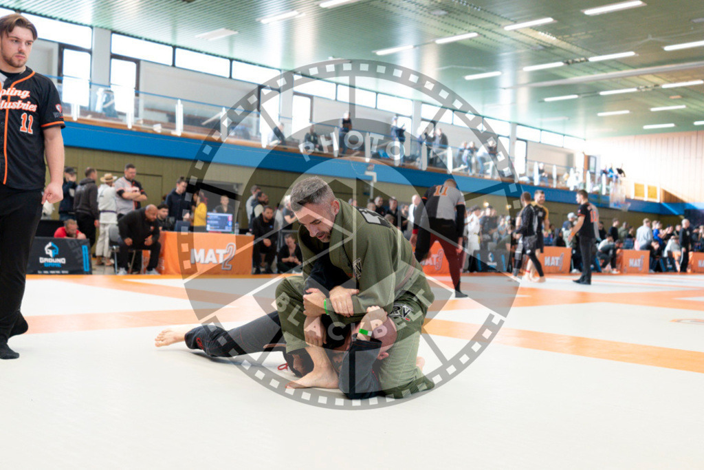 20240915PBB0312 | Athletes compete during the Grappling Industries’ grappling and Brazilian jiu-jitsu competition in Berlin, on September 15, 2024.