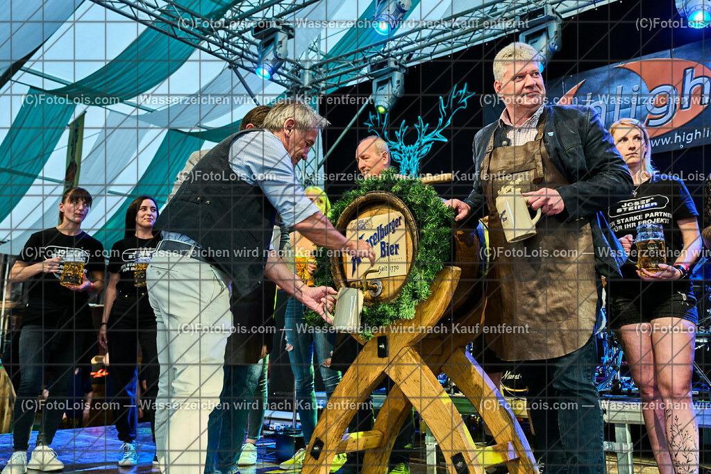 ALP5139_VOLKSFEST_Bieranstich | (C)FotoLois.com, Alois Spandl, BIERANSTICH im Festzelt beim WIESELBURGER VOLKSFEST mit den TSCHECHEN als Vorband und dem Auftritt von Die HIGHLIGHTS, Mi 28. Juni 2023.
