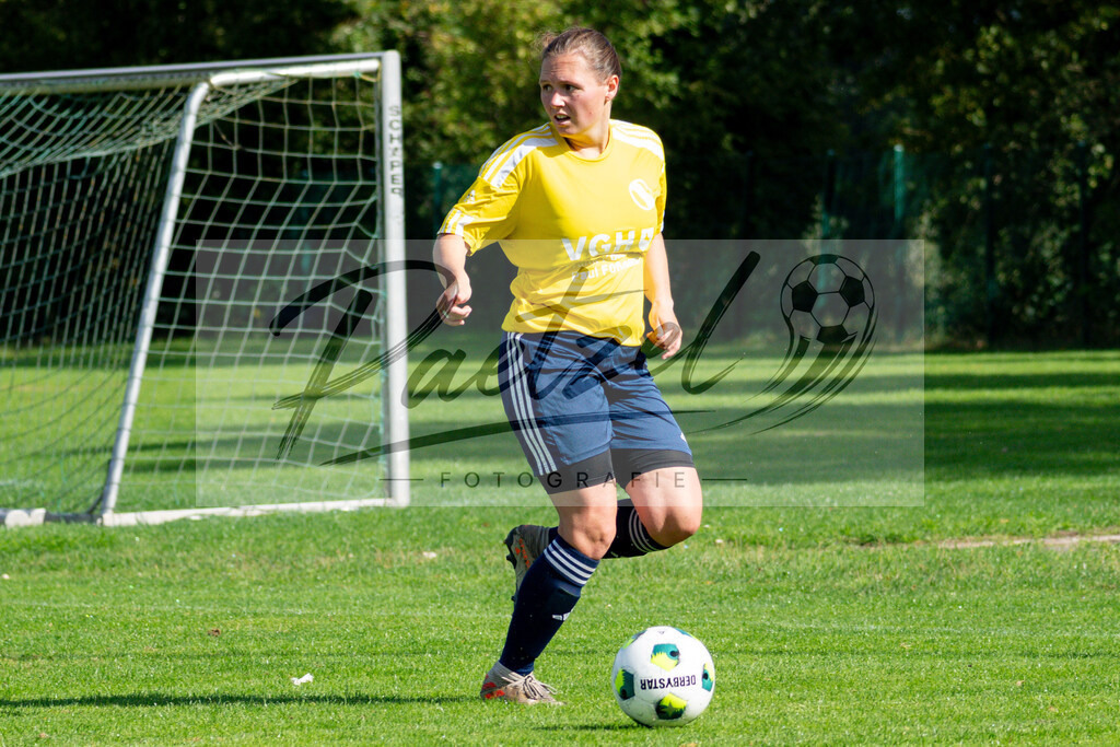 20260906_RULSVK_0202 | Fußball, Frauen:   beim Spiel der Kreisliga zwischen SG Rulle/Haste vs. SV Kettenkamp am 06.09.2026 im Stavermann-Sportpark in Rulle/Wallenhorst, Deutschland.(Foto von Nico Paetzel) - Realisiert mit Pictrs.com