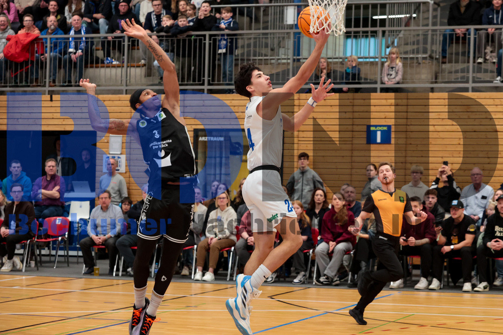 SES_BOCBAY20250209-9 | bond - Realisiert mit Pictrs.com