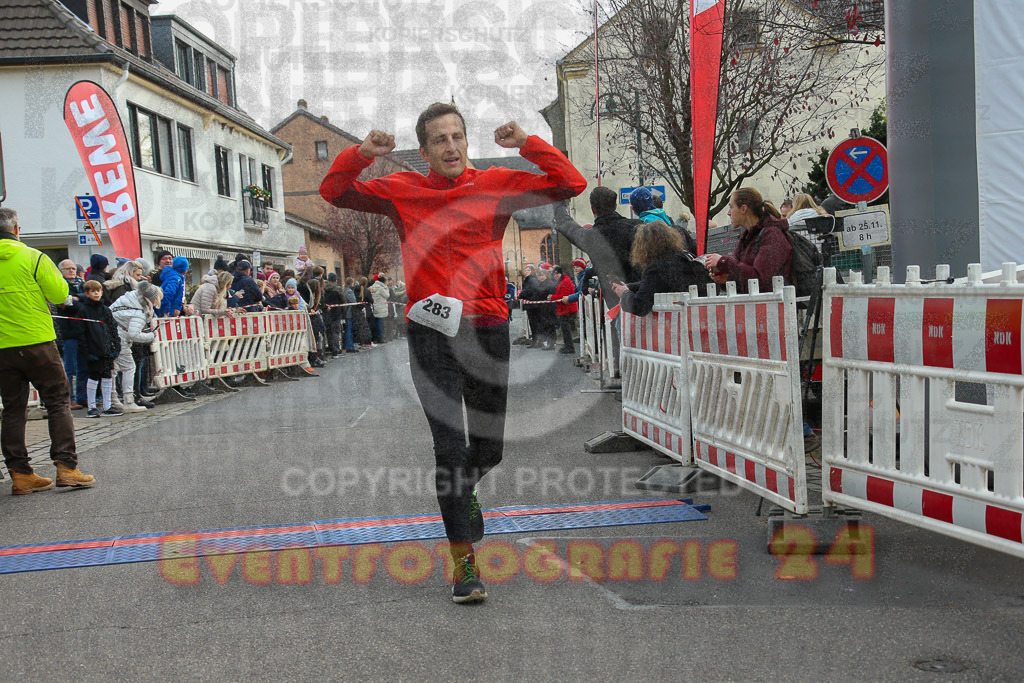 221127_1219_EX1_2445 | Sportfotografie im Rhein-Sieg Kreis, Köln, Bonn, NRW, Rheinland Pfalz, Hessen, etc. Unser Tätigkeitsfeld umfasst den Laufsport vom Volkslauf über den Marathon, Duathlon, Triathon bis zum Ultralauf wie Kölnpfad Ultra oder Schindertrail.