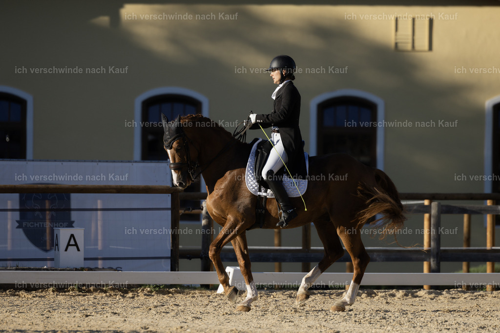 FHC2026_P09_204_19176 | Fichtenhof Classics 2026 – Grand Prix de Dressage - VOLTAIRE Design Preis, Reitanlage Fichtenhof, Sch ftlarn