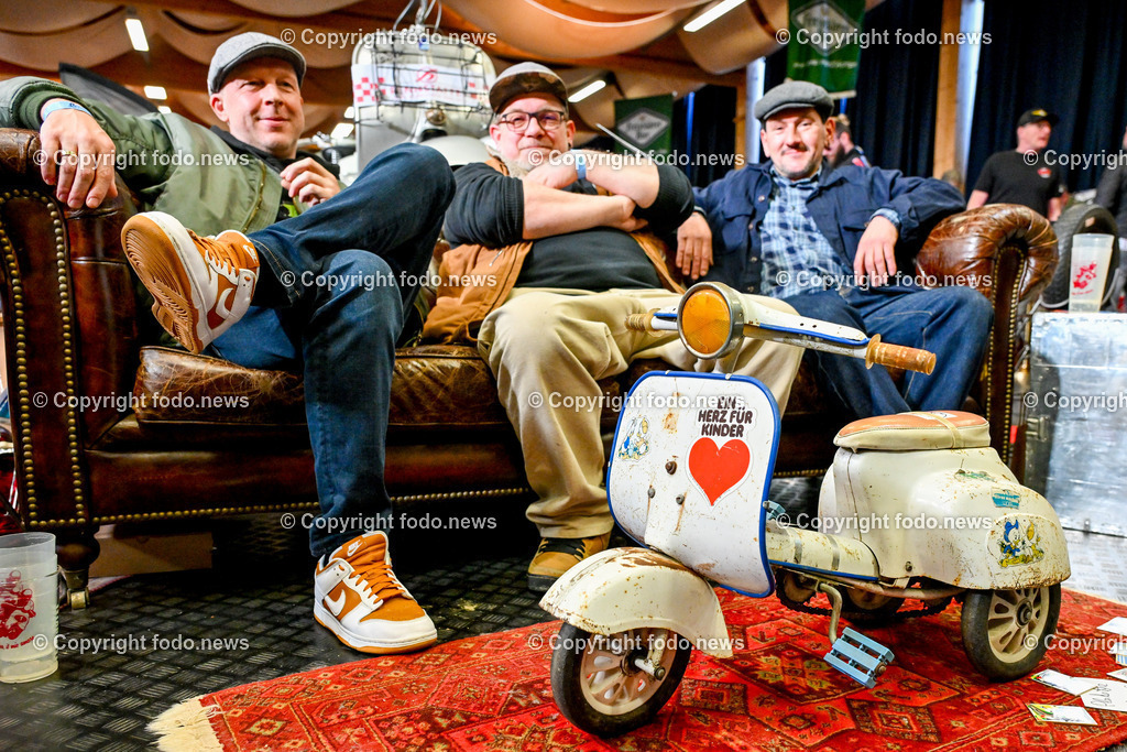 Vespa Custom Show_ Neumarkt Mkr._ 01.03.2025-64 | 01.03.2025, Neumarkt im Mklr., AUT, Neumarkt im Mkr., im Bild Vespa Custom Show 2025©Harald Dostal / fodo.news