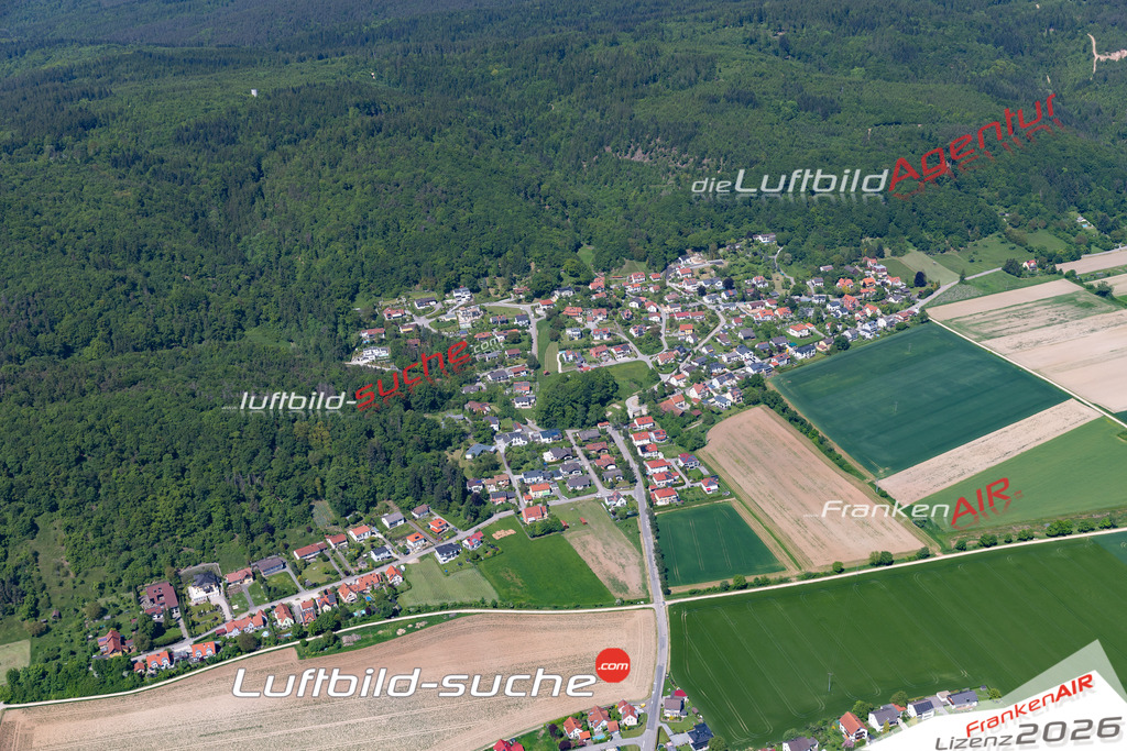 Das Luftbild der Stadt Tegernheim wurde 2021 vom Flugzeug heraus erstellt (keine Drohne) Aufnahmehöhe ca.450 Meter- hohe Bildauflösung und Druck-Qualität garantiert!