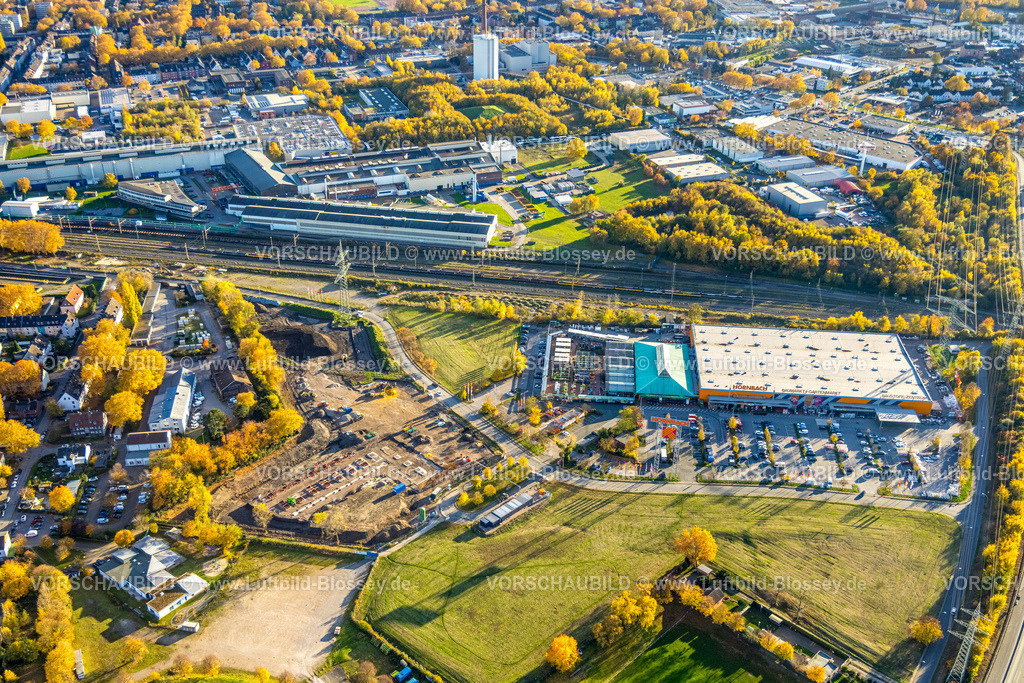 Gelsenkirchen251103199 | Luftbild, Hornbach Baumarkt am Schalker Bahnhof Hbf, oben Gewerbegebiet Lockhofstraße, Schalke-Nord, Gelsenkirchen, Ruhrgebiet, Nordrhein-Westfalen, Deutschland