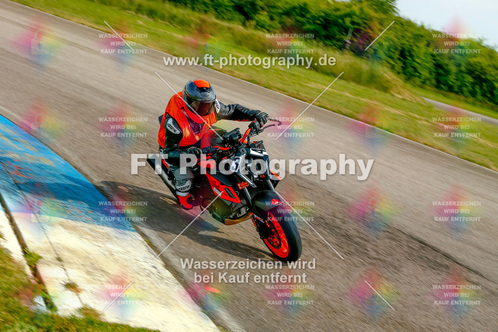 _MOT1169 | Hier findet Ihr Bilder von Touristenfahrten auf der Nürburgring Nordschleife oder von anderen Veranstaltungen die ich besucht habe. Viel Spass beim Durch Schauen 