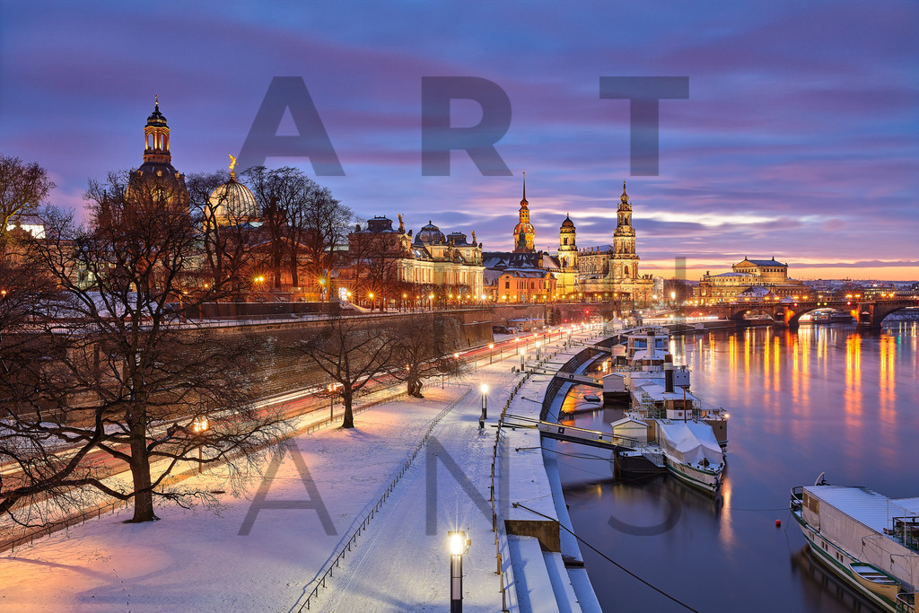 Ein Hans Fineart Original | Entdecke die Kunst von Hans Fineart - Fotografien für dein Zuhause. Verwandle deine Wände mit einzigartigen Kunstwerken und bringe die Schönheit der Welt in dein Leben. Bestelle jetzt und schaffe einen Ort der Inspiration und Eleganz.