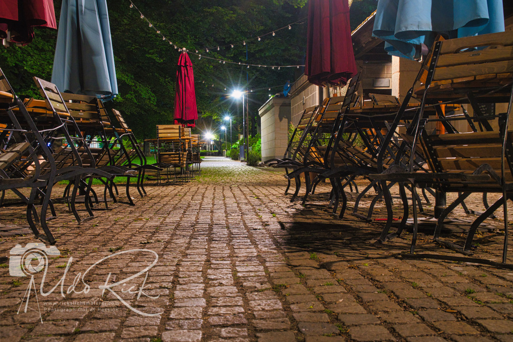 Sperrstunde | Entdecken Sie Fotografie aus Leidenschaft: Auftragsfotografie, HD-Fotos, Geschenkartikel aus Ihren Bildern und vieles mehr. Beauftragen Sie uns für besondere Momente!