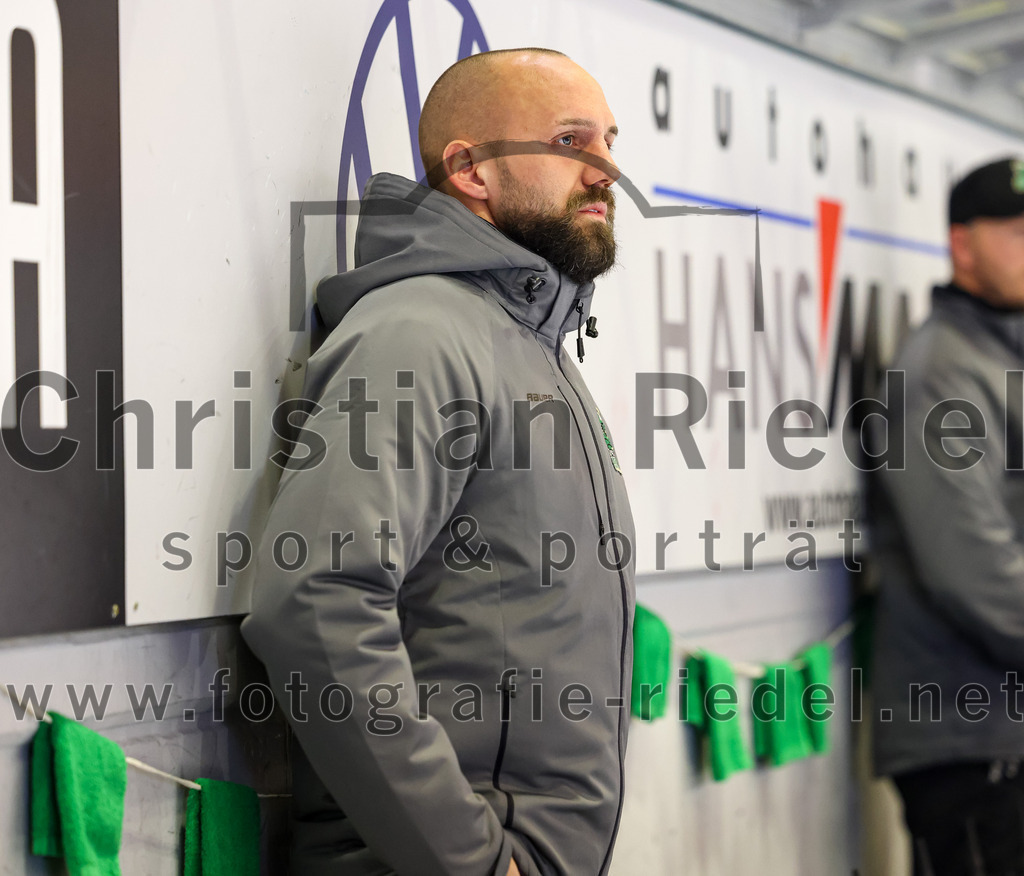 2022-12-23_002_TSV_Erding_gegen_EA_Schongau | Erding, Deutschland, 23.12.2022:
Eishockey, Bayernliga 2022 / 2023, 22. Spieltag, TSV Erding gegen EA Schongau, Endergebnis: 

Foto: Christian Riedel / fotografie-riedel.net