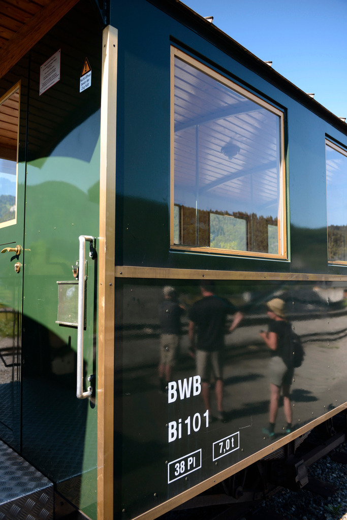 Waelderbaehnle im Bahnhof | Bezau, Austria - July 27, 2013: Bregenzerwald Bahn;  Waelderbaehnle im Bahnhof. - Realisiert mit Pictrs.com