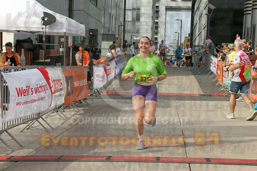 250920_1528_EX1_9556 | Sportfotografie im Rhein-Sieg Kreis, Köln, Bonn, NRW, Rheinland Pfalz, Hessen, etc. Unser Tätigkeitsfeld umfasst den Laufsport vom Volkslauf über den Marathon, Duathlon, Triathon bis zum Ultralauf wie Kölnpfad Ultra oder Schindertrail.