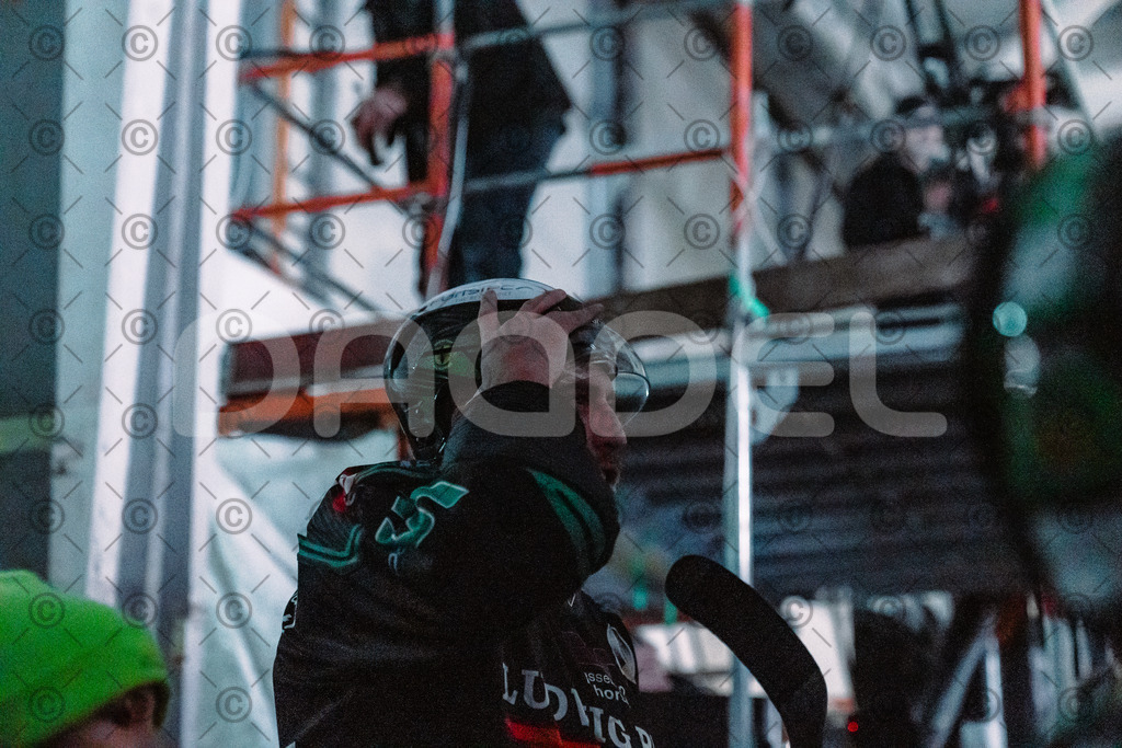 Alligators_vs_Peiting_25_11_2025-14 | Höchstadt Alligators Fotogalerie: Eishockey-Action aus Franken. Professionelle Spielfotos, Portraits & Stadionbilder zum Download. Jetzt entdecken! - Realisiert mit Pictrs.com