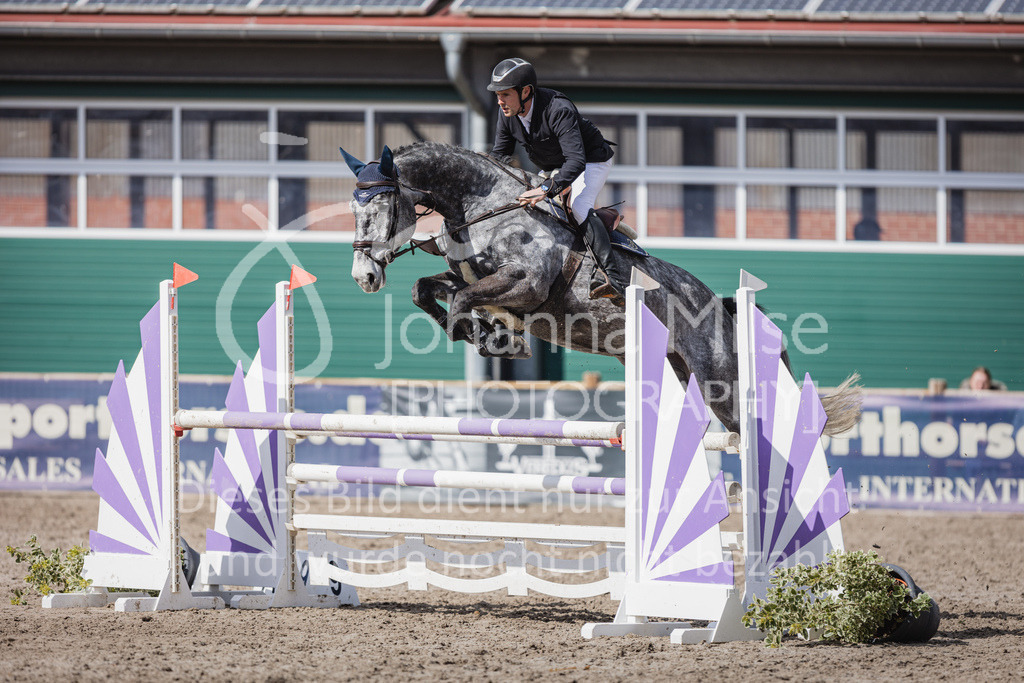 230411_Mühlen_03SprPf-L-448 | Deine schönsten Turniermomente als professionelle Fotos! Entdecke hochwertige Pferdesport-Fotografie im Online-Shop. Jetzt Fotos finden & bestellen!