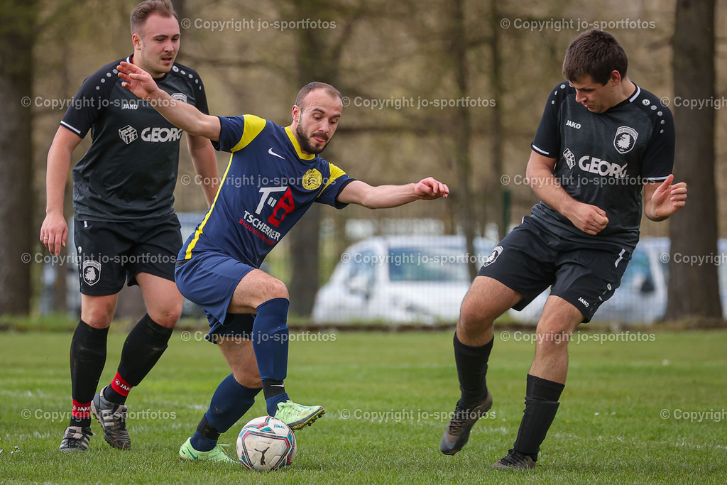 BQ3I3485 | 23.04.2023; Kreisliga C Dillenburg; Rasenplatz Hirzenhain; SSV Hirzenhain - SSG Breitscheid II; Ergebnis: 5:0 (3:0)