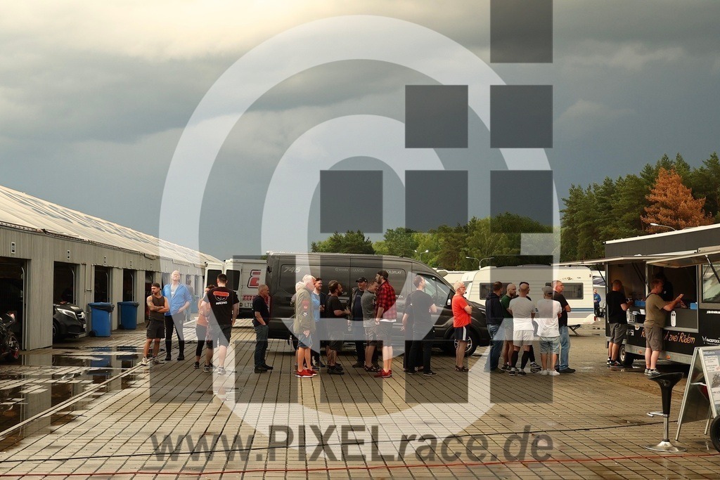 social-20240604_33478 | Schöne Erinnerungen an spannende Momente - das festzuhalten ist unser Job. PIXELrace.de ist seit 2003 auf den Rennstrecken Europas unterwegs um die Action draußen beim Fahren und die wunderbare Stimmung imm Fahrerlager für euch einzufangen.