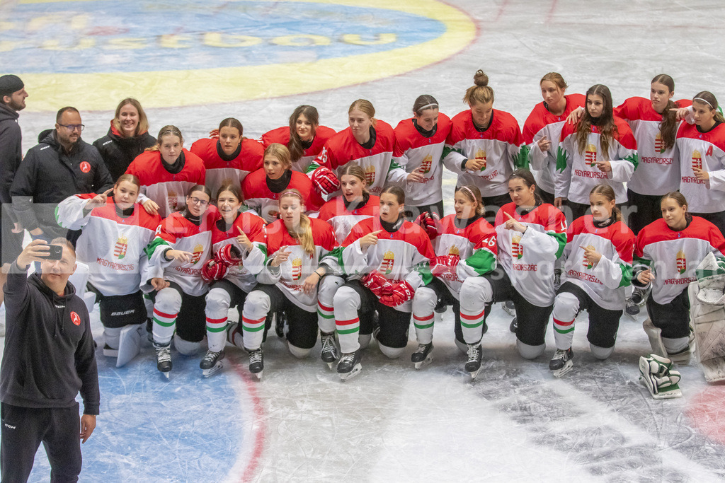 Dameneishockey | Dameneishockey, U18 Turnier am 31.08.2024 in Spittal (Eis-Sport-Arena - Sportzentrum Spittal), Austria, (Photo by Ernst Krawagner sport-fan.at) - Realisiert mit Pictrs.com