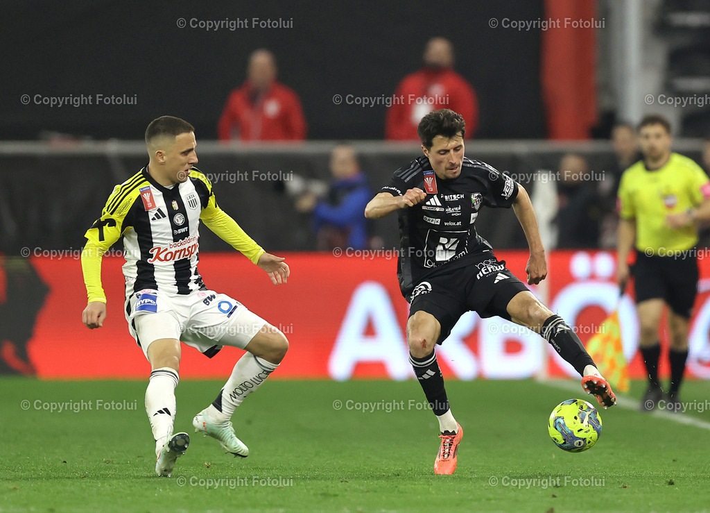 A_LUI_02042025_05 | SPORT FUSSBALL OEFB-CUP HALBFINALE LASK -WAC 02.04.2025 IM BILD:ALESSANDRO SCHOEPF (WAC) UND BRANKO JOVICIC (LASK) FOTO:FOTOLUI/MW