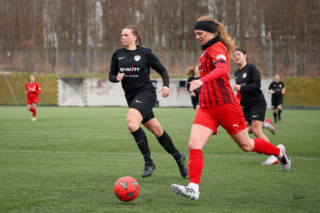 20260329-FCH-HS_044 | 1.FC Heidenheim 1846 II vs. SGM Hohenmemmingen/Sontheim, Fußball, Frauen, Bezirksliga, 2025/2026, 14. Spieltag, 29.03.2026 in Heidenheim, Kunstrasen b. Voith-Arena West(Foto: Michael Bulling) - Realisiert mit Pictrs.com