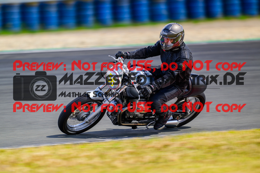 MaZZes_FotoMatrix_240725_6007705_3698 | GELB