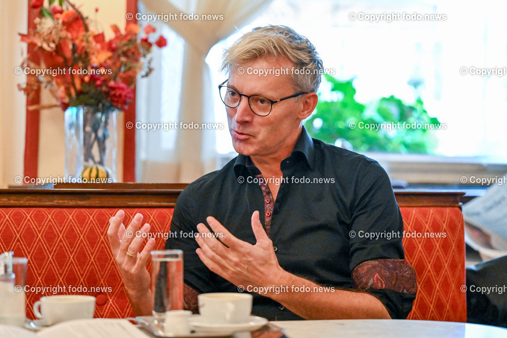 Thomas Wahlmueller_ Professor fuer Elementarpaedgogik_ 13.11.2023-1 | 13.11.2023, Linz, AUT, Thomas Wahlmueller, Professor fuer Elementarpaedgogik, im Bild Thomas Wahlmueller (Professor fuer Elementarpaedgogik, Gendermainstreaming-Beauftragter, Studienprogrammleitung Elementarpaedagogik)