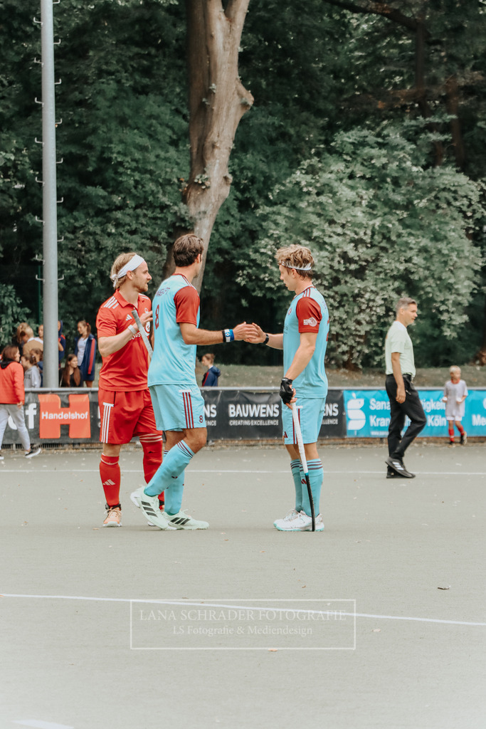 Herren_Bundesliga_02_F_RWK-UHC_21.09.25_Köln (420 von 471) | lanaschraderfotografie - Realisiert mit Pictrs.com