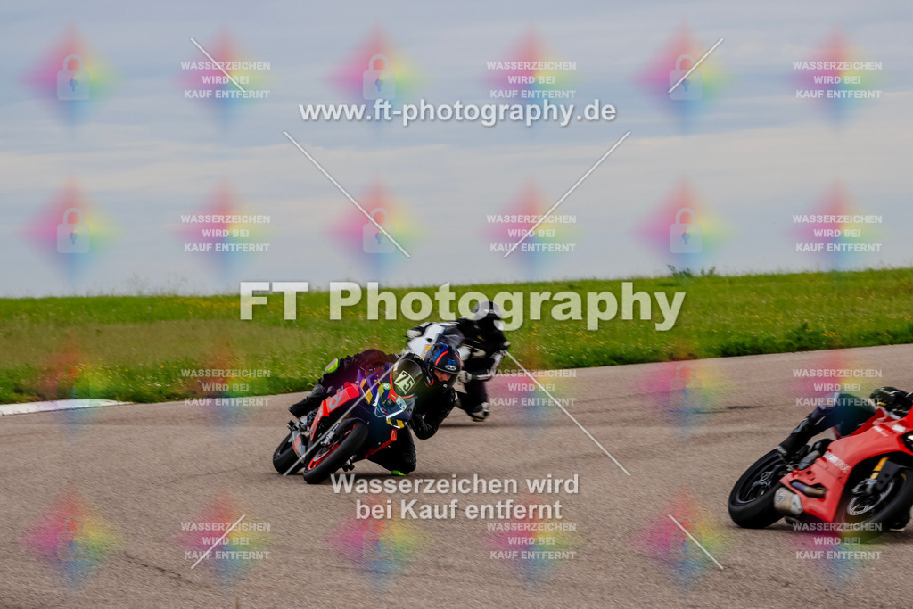 MotoTeam-1958 | Hier findet Ihr Bilder von Touristenfahrten auf der Nürburgring Nordschleife oder von anderen Veranstaltungen die ich besucht habe. Viel Spass beim Durch Schauen 