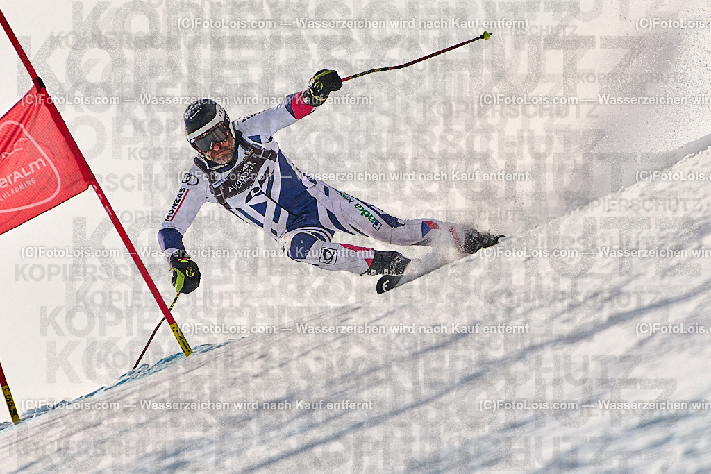 _ALP1472_MASTERS-WM_Reiteralm_A-GS_Horacek David | FISWORLD CHAMPIONSHIPSMASTERS ALPINE SKIING, 23. – 28. MÄRZ 2026 - REITERALM | STMK | AUT.   Veranstaltet vom Masters-Referat des Deutschen Skiverbandes (DSV). Durchführende Organisation: WSV Pichl-Reiteralm, unterstütutzt von den Bergbahnen REITERALM bei Schladming und SKI AUSTRIA.                            Disziplinen:  Super-G, GiantSlalom, Slalom.                                                 Kategorien:  A (Herrn 30-59 Jahre), B (Herrn ab 60 Jahre), C (Damen 30-59 Jahre), D (Damen ab 60 Jahre).                Rennstrecken:   Gasselhöhe und Muldenliftpiste auf der Reiteralm.